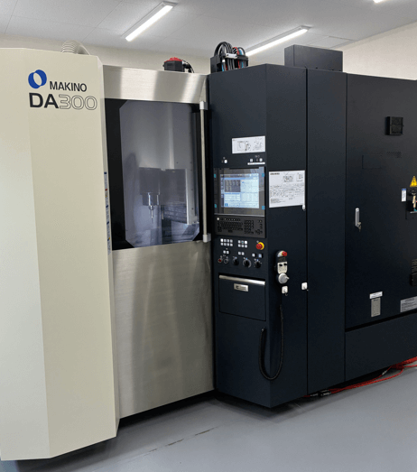 牧野フライス DA-300